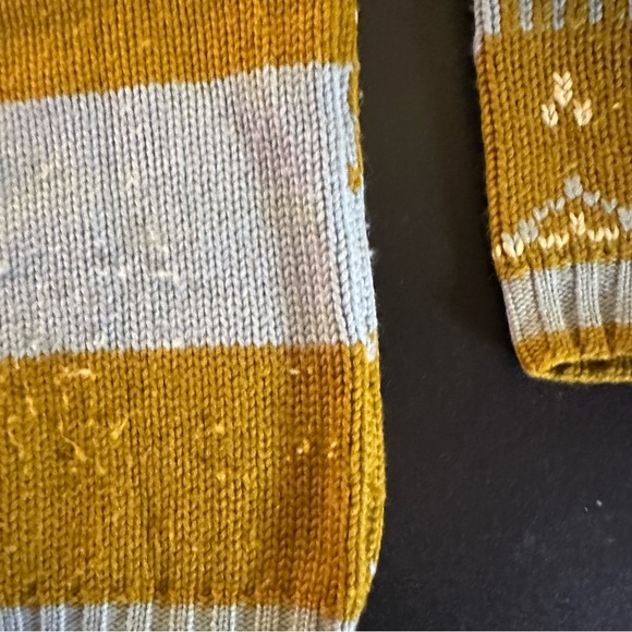 ⭐️ Vintage Small Turtleneck Zip Sweater - Picture 13 of 16